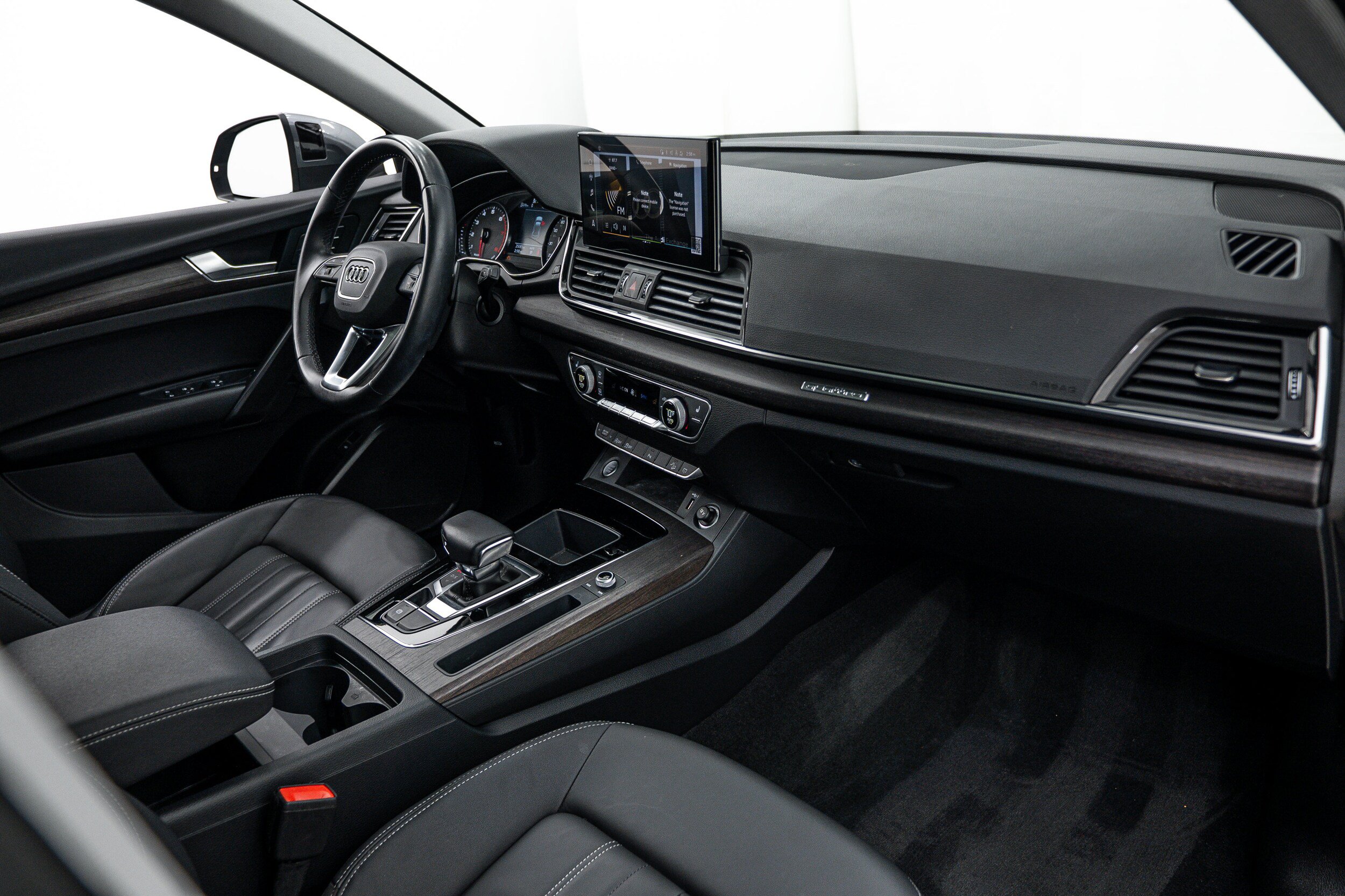 Certified 2023 Audi Q5 2.0T Premium w/ Convenience Package AWD/4WD image 8