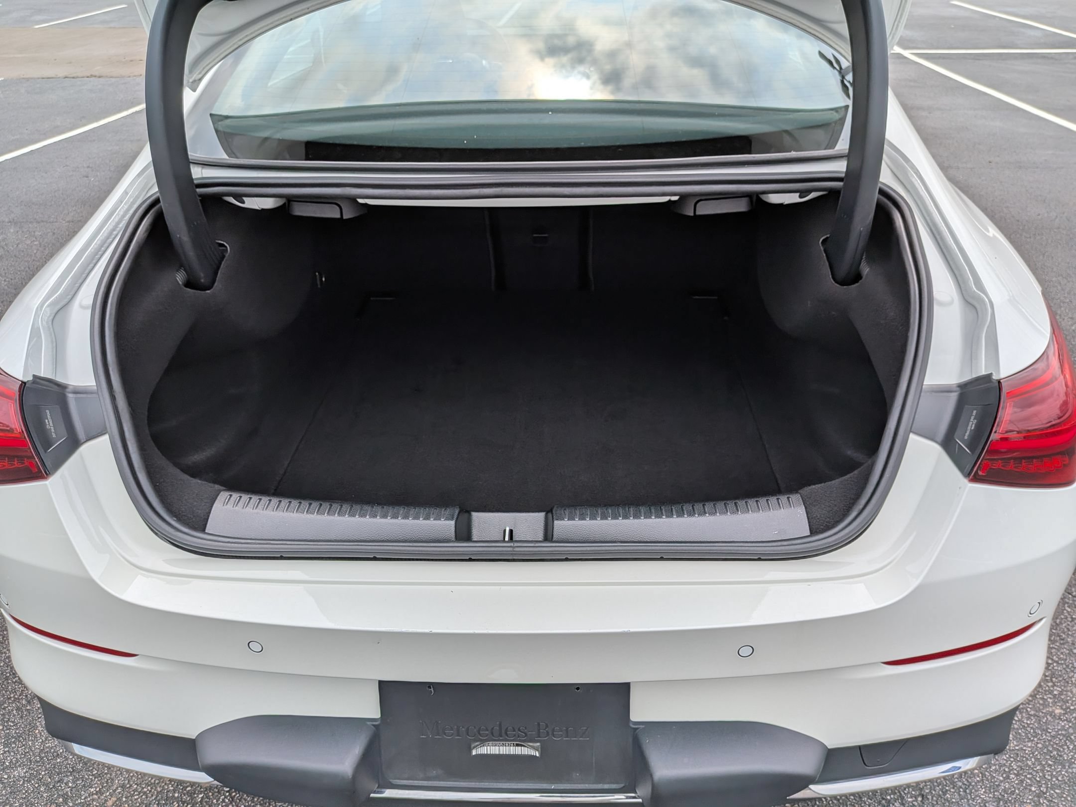 Used 2025 Mercedes-Benz CLA 250 4MATIC image 31