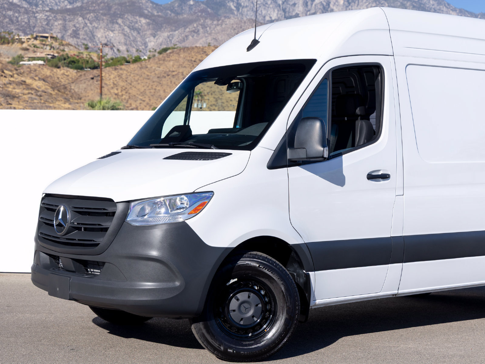 New 2025 Mercedes-Benz Sprinter 2500 image 2