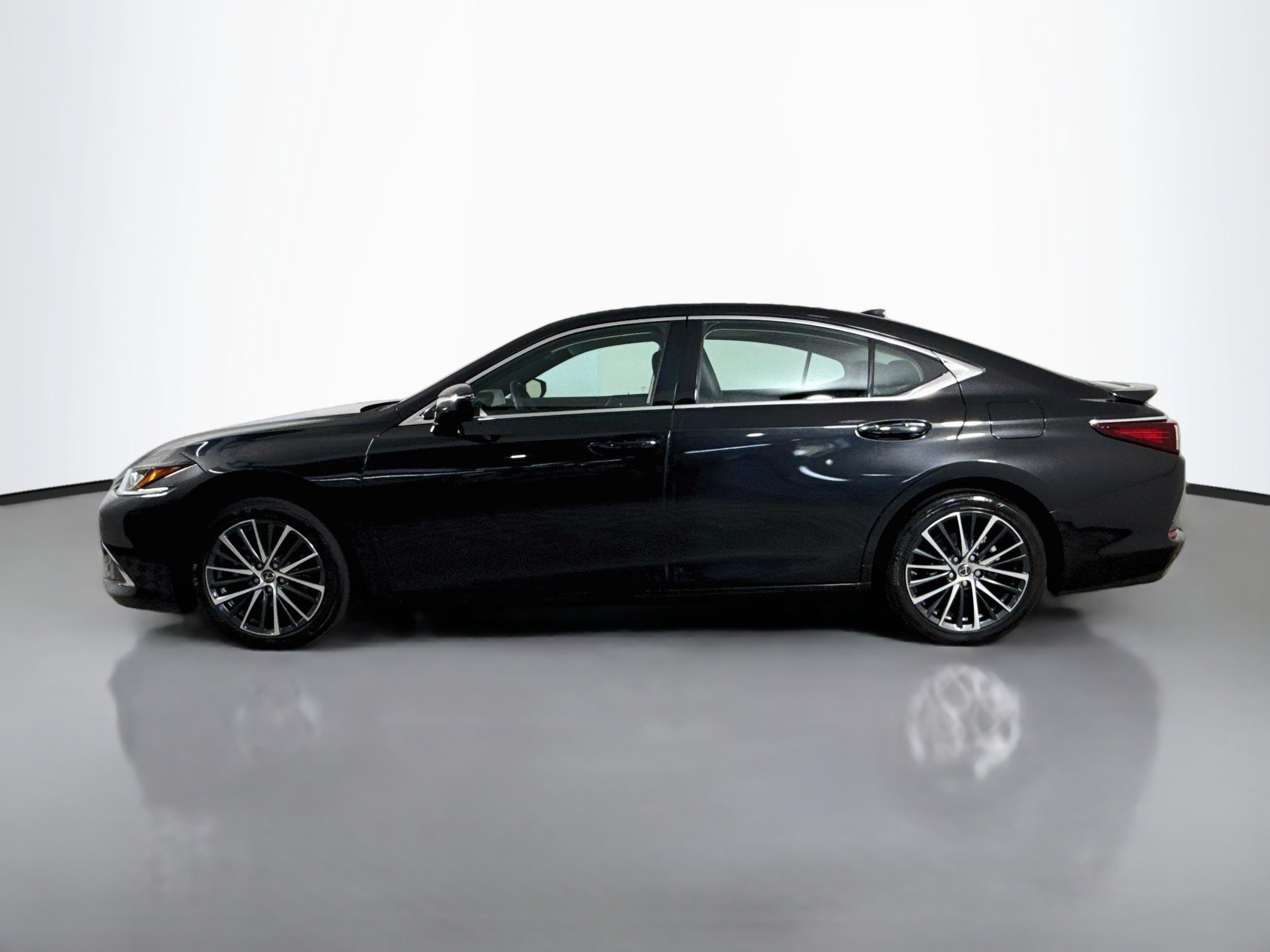 Used 2022 Lexus ES 350 w/ Premium Package FWD image 6