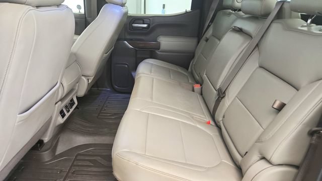 Used 2019 GMC Sierra 1500 SLT w/ X31 Off-Road Package AWD/4WD image 19
