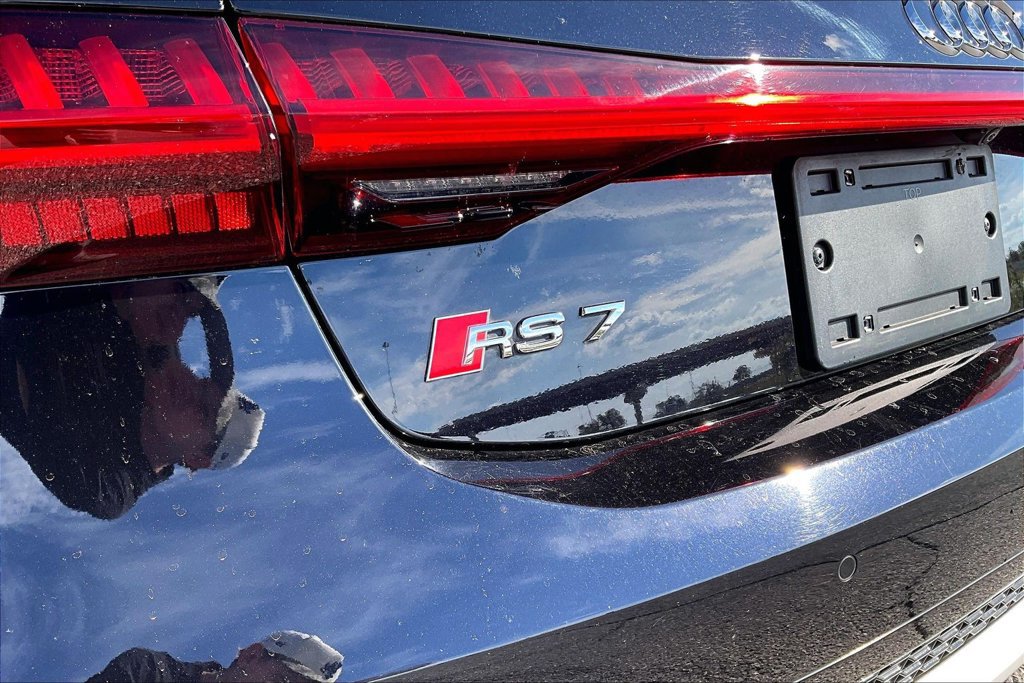 Used 2021 Audi RS 7 Sportback w/ RS 7 Executive Package AWD/4WD image 30