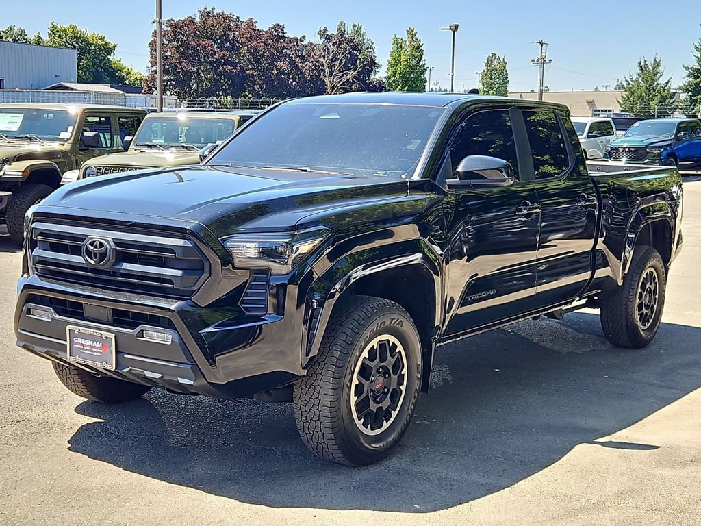 Used 2024 Toyota Tacoma SR5 AWD/4WD image 3