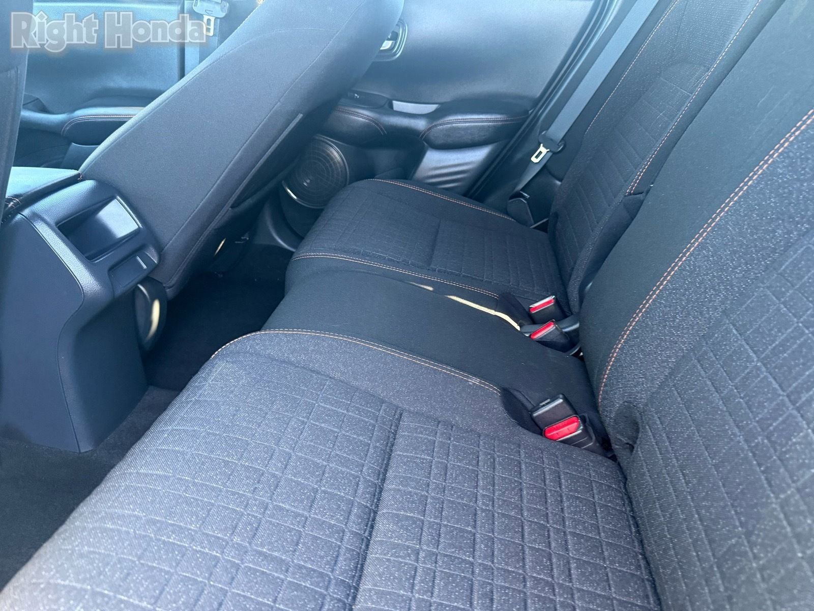 Used 2025 Honda HR-V Sport image 26