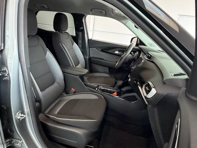 Certified 2023 Chevrolet TrailBlazer LT FWD image 17