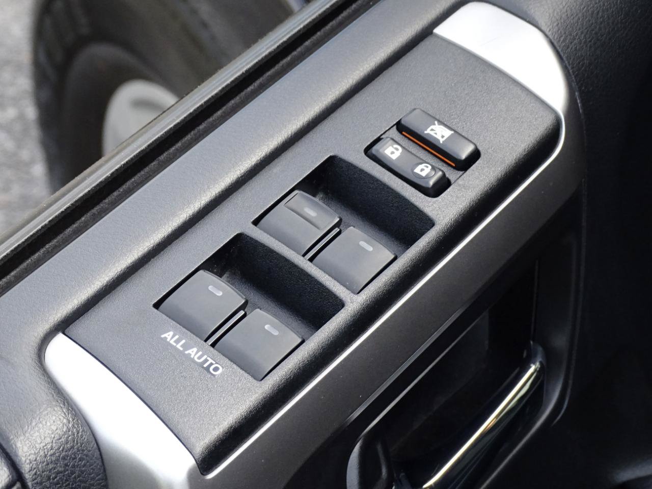 Used 2024 Toyota 4Runner SR5 RWD image 21