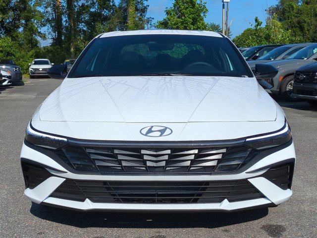 New 2026 Hyundai Elantra SEL Sport FWD image 9
