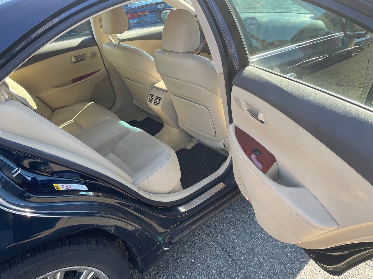 Used 2007 Lexus ES 350 w/ Ultra Luxury Pkg FWD image 9