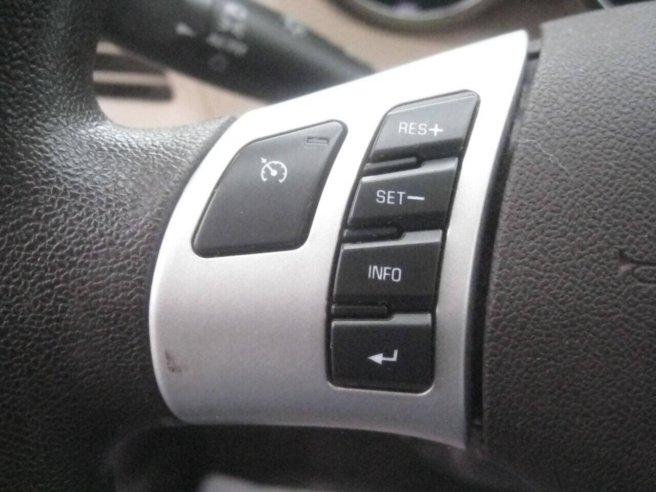 Used 2011 Chevrolet Malibu LS FWD image 17