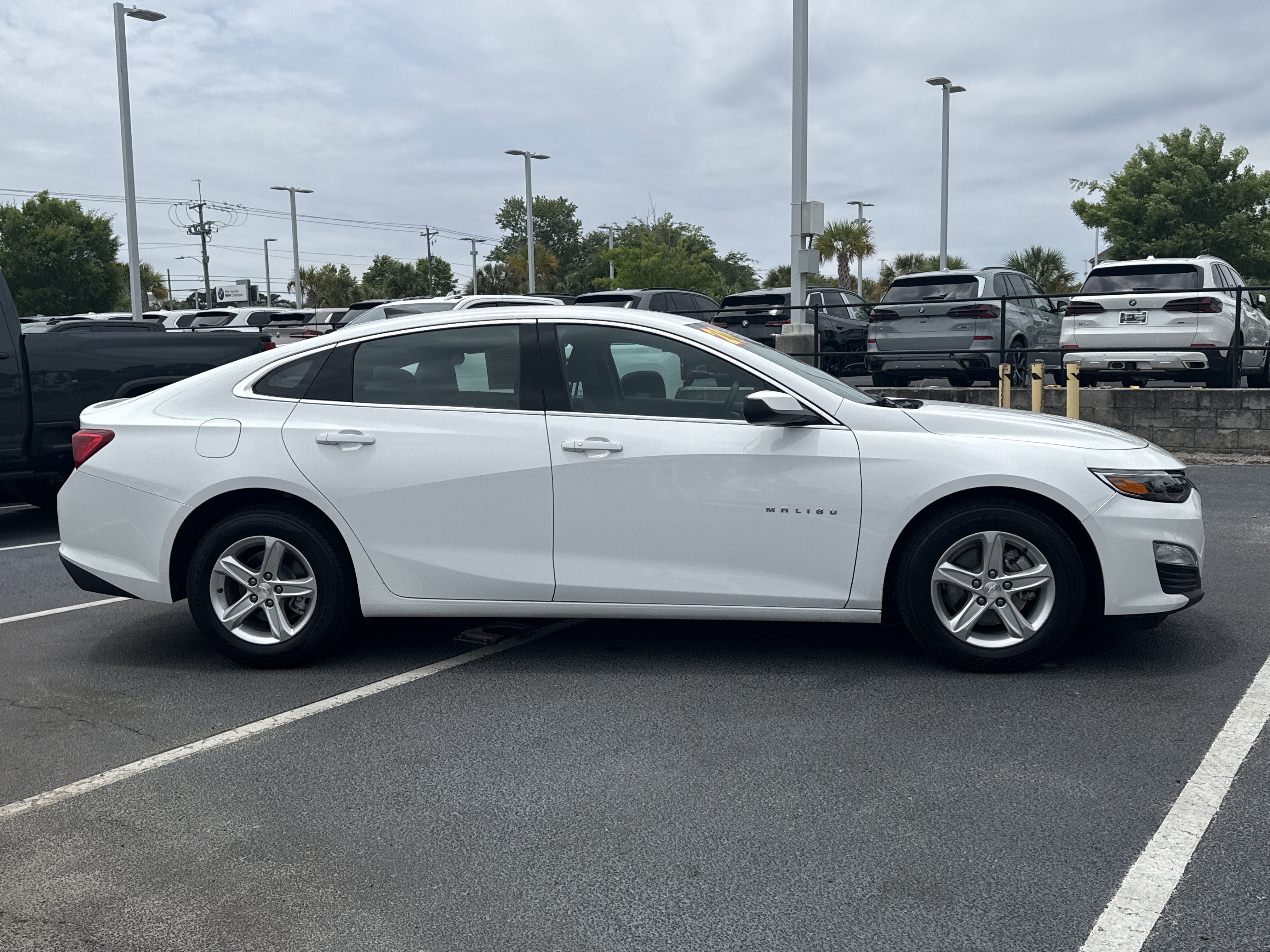 Used 2024 Chevrolet Malibu LS w/ Driver Confidence Package FWD image 18