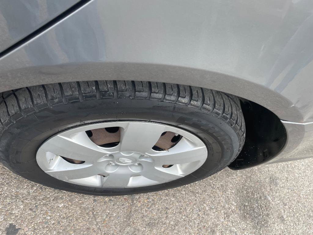 Used 2010 Hyundai Sonata GLS image 13