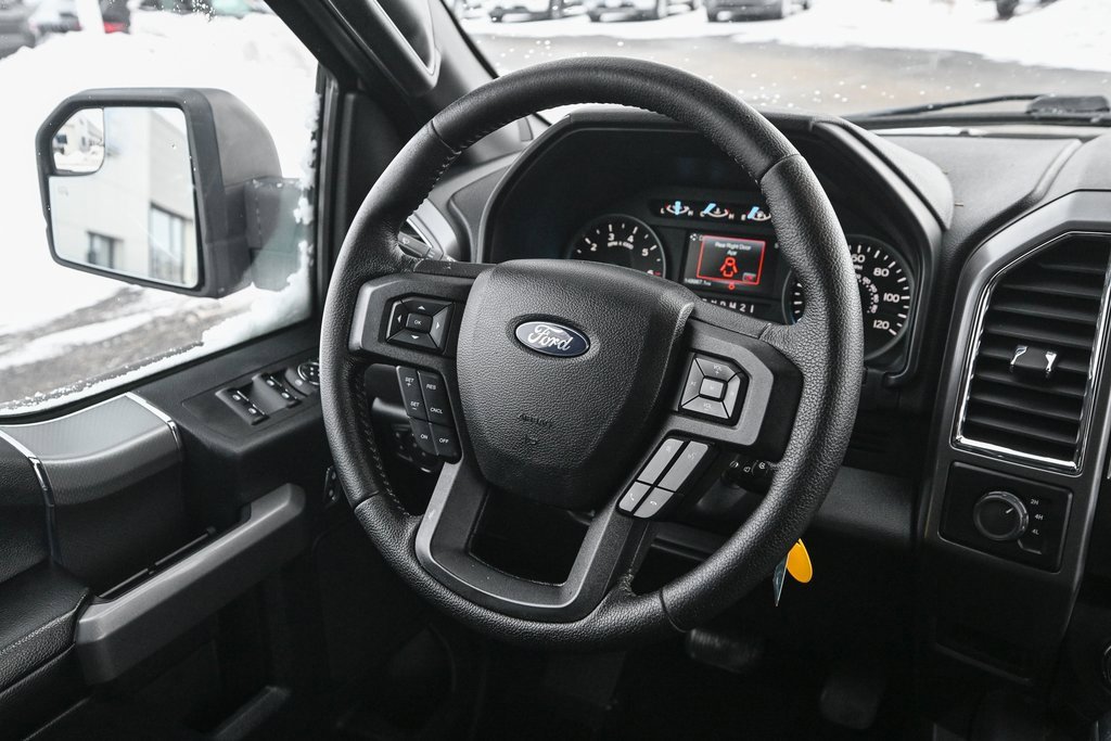 Used 2015 Ford F150 XLT w/ Equipment Group 302A Luxury image 30