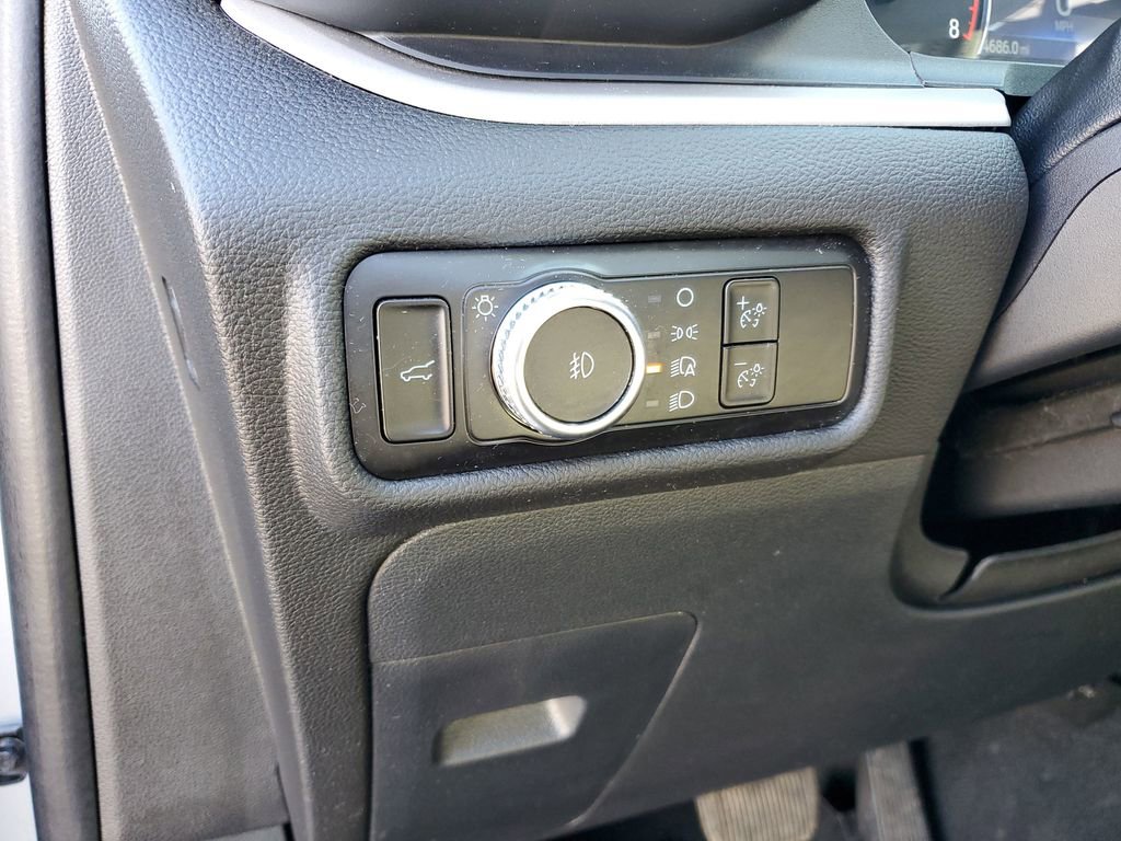 Certified 2023 Ford Explorer XLT w/ Equipment Group 202A image 13