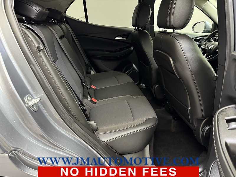 Used 2020 Buick Encore GX Select w/ Sport Touring Package AWD/4WD image 17
