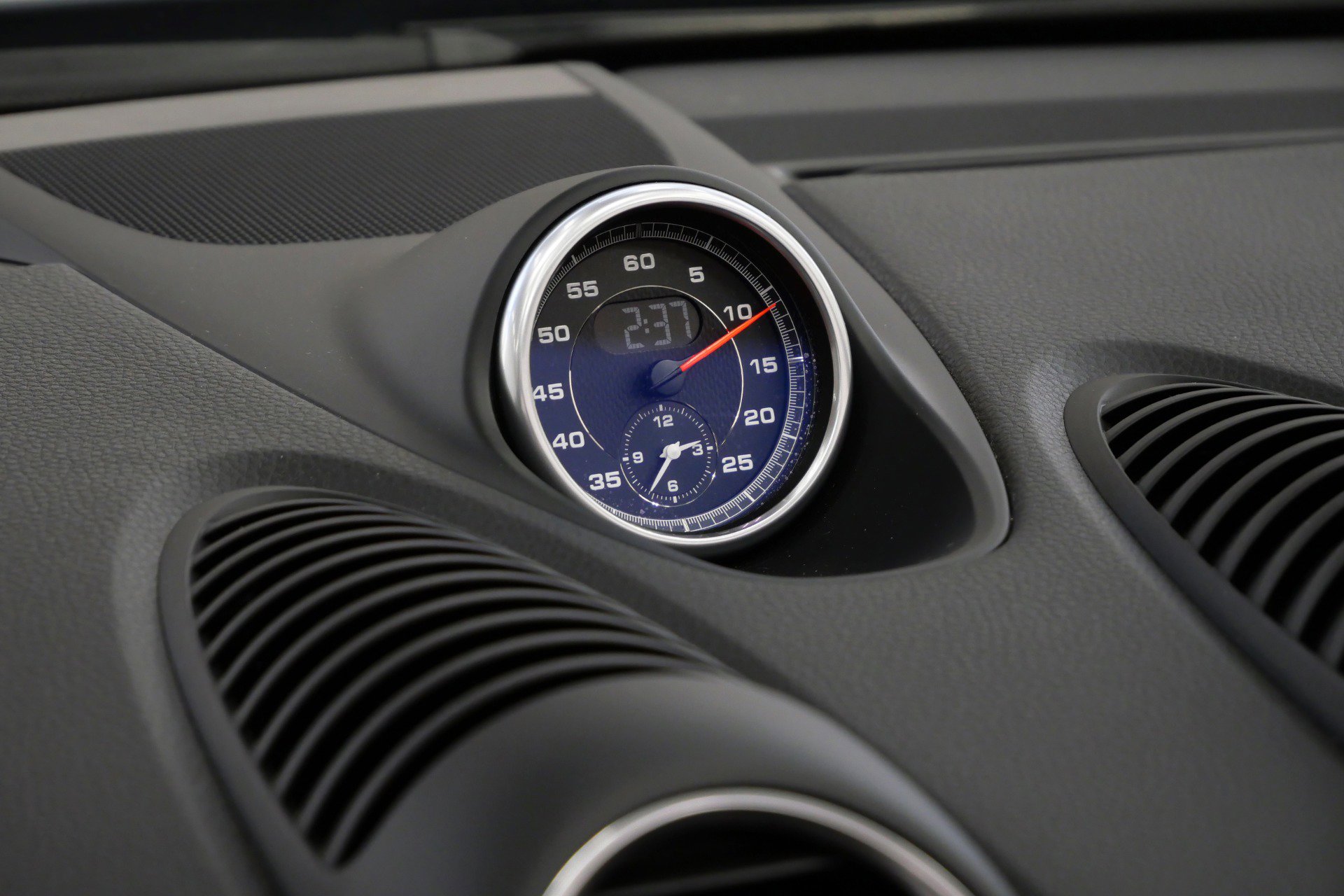 Used 2024 Porsche 718 Boxster S RWD image 16