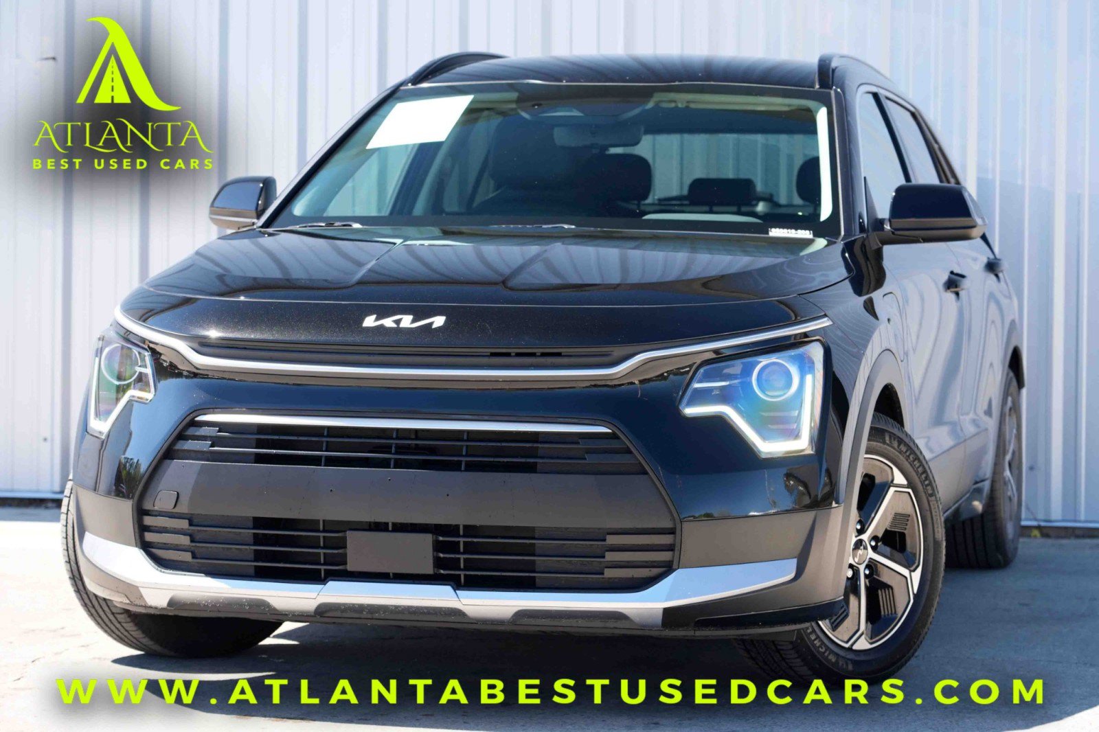 Used 2023 Kia Niro EX FWD image 1