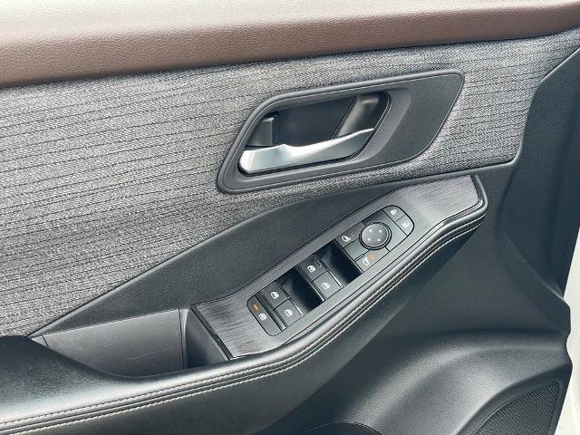 Certified 2023 Nissan Rogue SV image 11