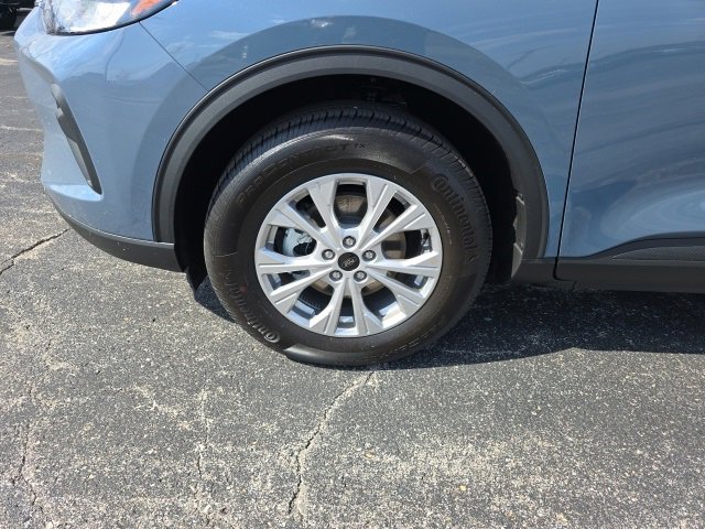 New 2025 Ford Escape Active w/ Cold Weather Package image 9