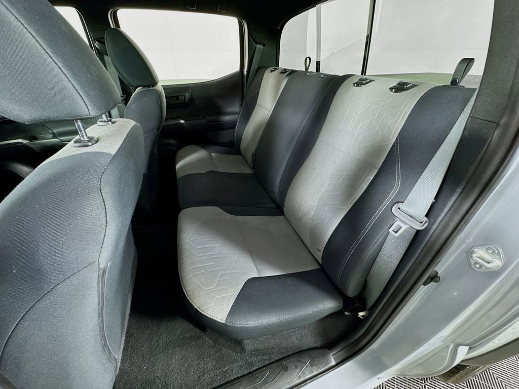 Certified 2021 Toyota Tacoma TRD Off-Road image 17