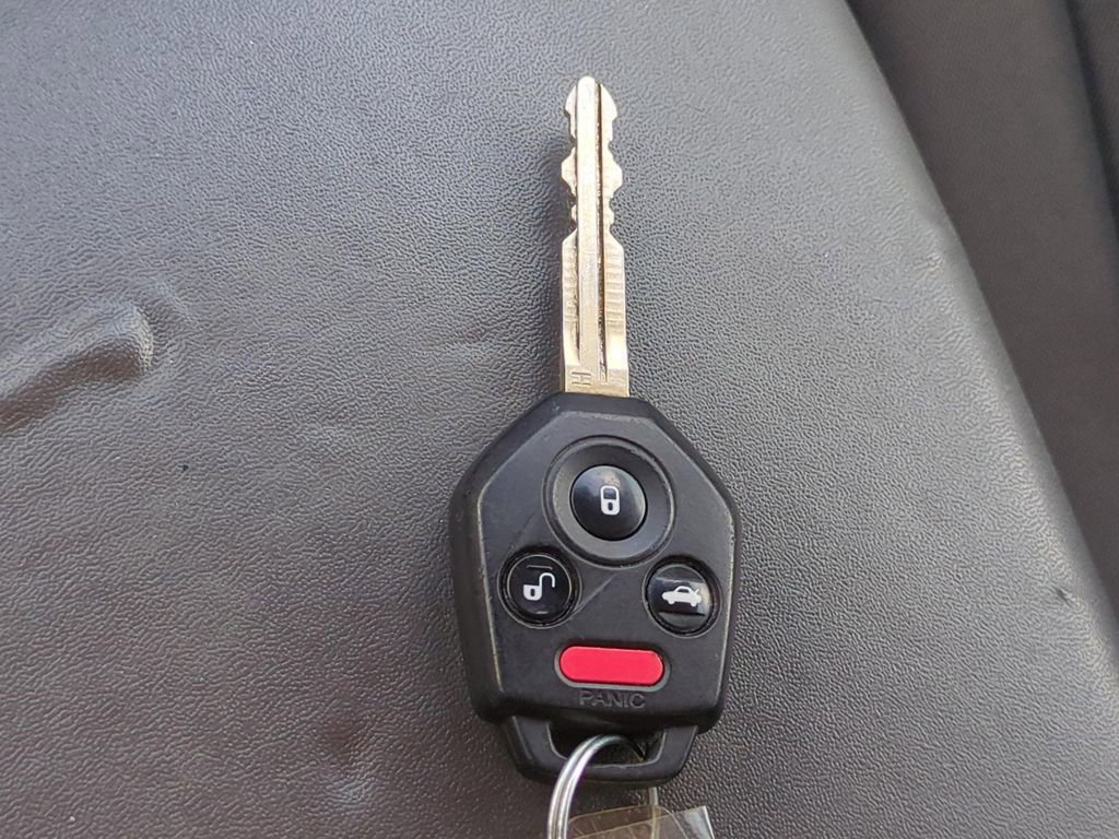 Used 2024 Subaru Crosstrek 2.0i image 31