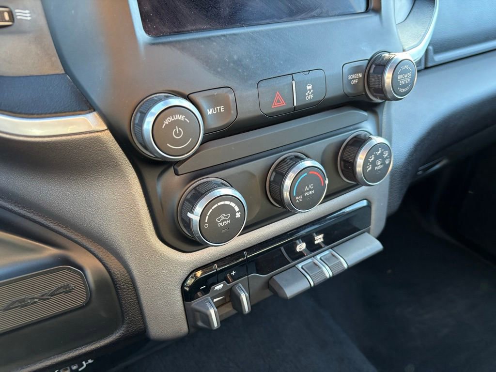 Used 2023 RAM 2500 Big Horn w/ Level 1 Equipment Group image 20