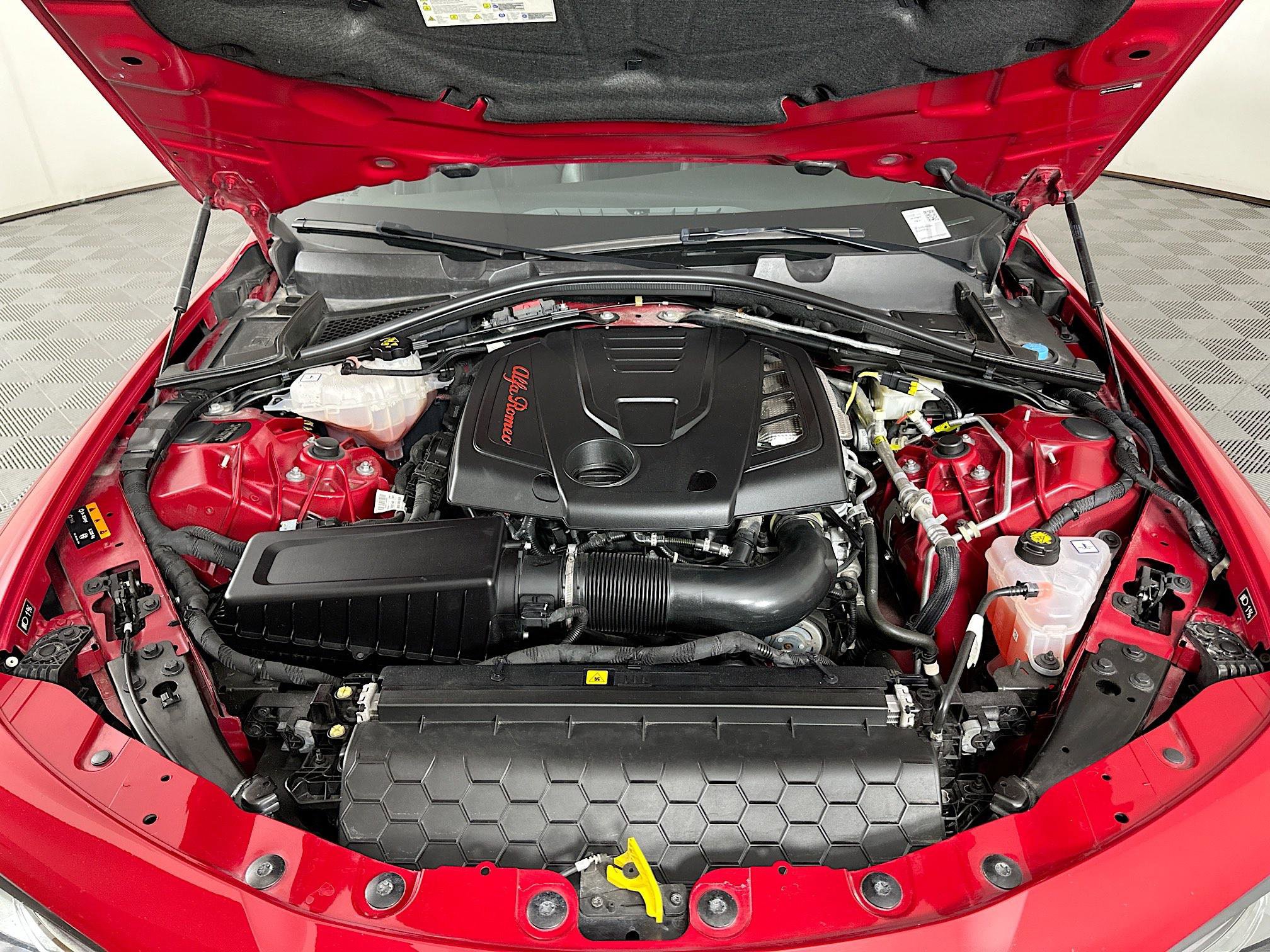 Used 2023 Alfa Romeo Giulia Ti image 33