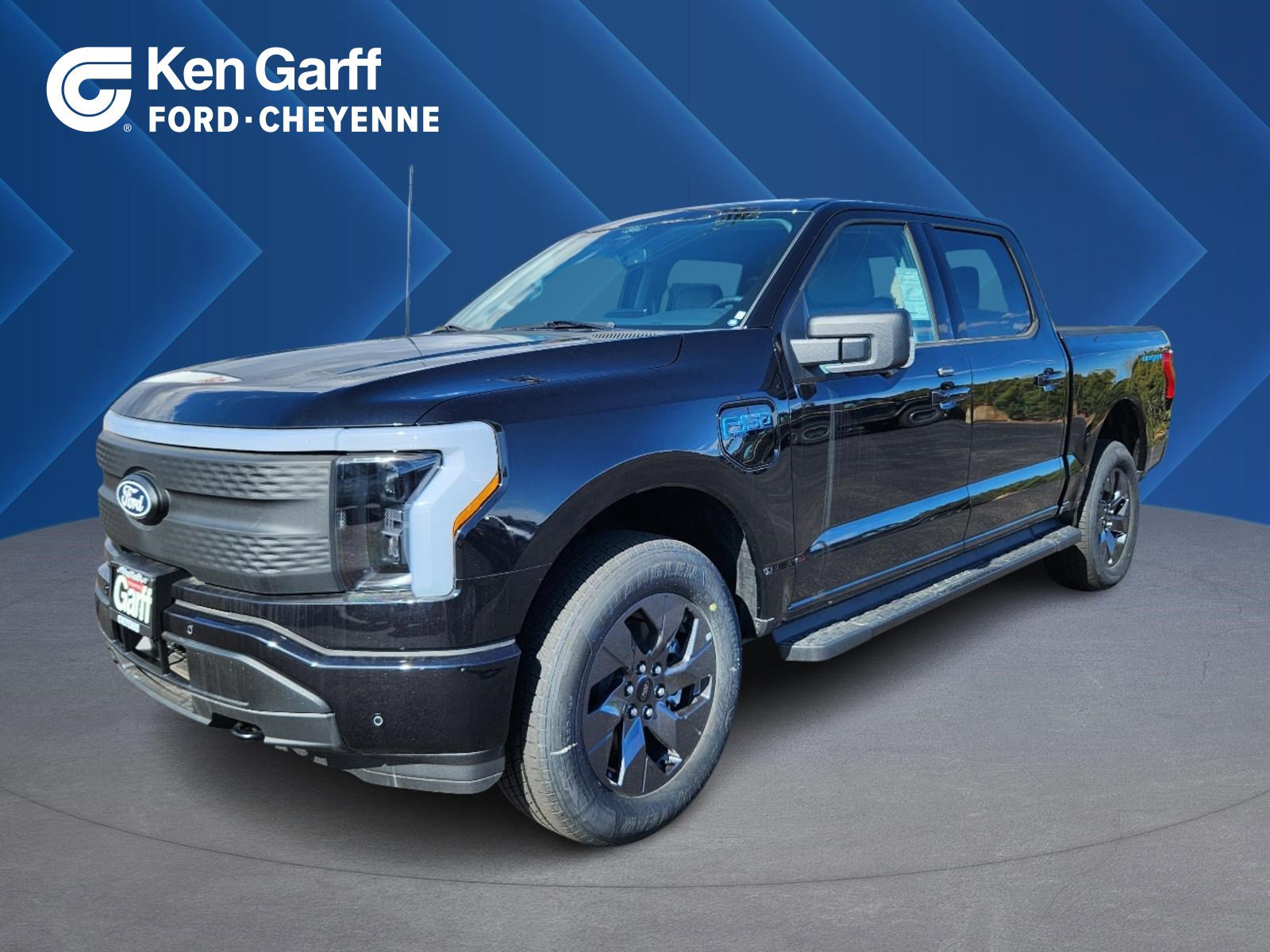 New 2025 Ford F150 Lightning Flash AWD/4WD image 1