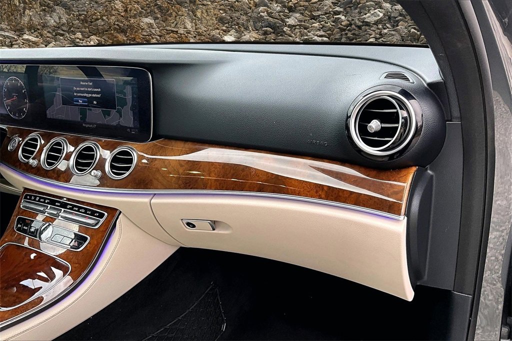 Used 2020 Mercedes-Benz E 350 4MATIC Sedan image 15