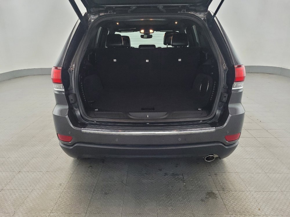 Used 2020 Jeep Grand Cherokee Limited w/ Luxury Group II image 29