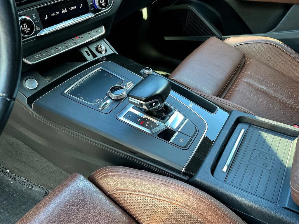 Used 2020 Audi Q5 e Prestige w/ Prestige Package AWD/4WD image 16