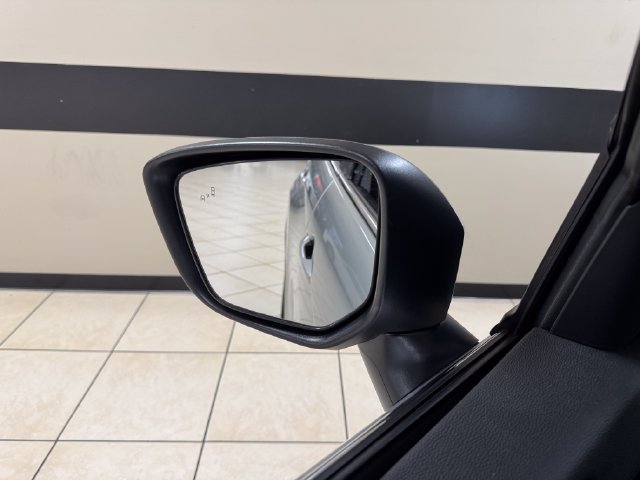 Used 2025 Mitsubishi Eclipse Cross SEL AWD/4WD image 17