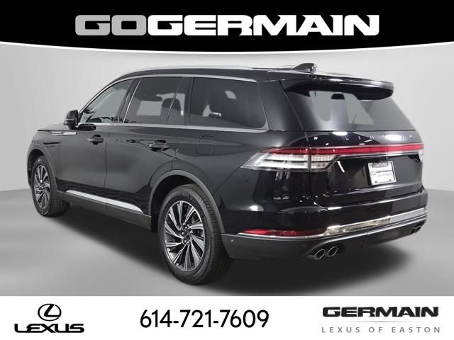Used 2025 Lincoln Aviator AWD image 11