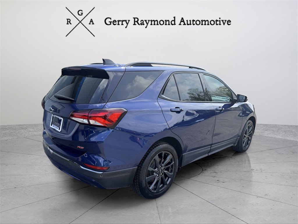 Used 2022 Chevrolet Equinox RS w/ RS Leather Package image 6