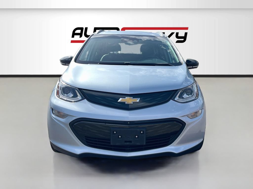 Used 2018 Chevrolet Bolt Premier w/ Driver Confidence II Package FWD image 2