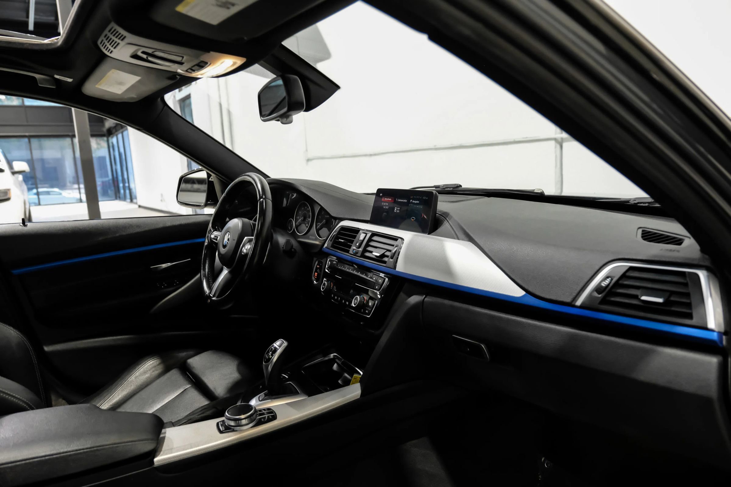 Used 2018 BMW 340i Sedan RWD image 13