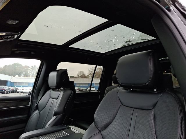 Used 2022 Jeep Wagoneer Series III w/ Premium Group I image 20