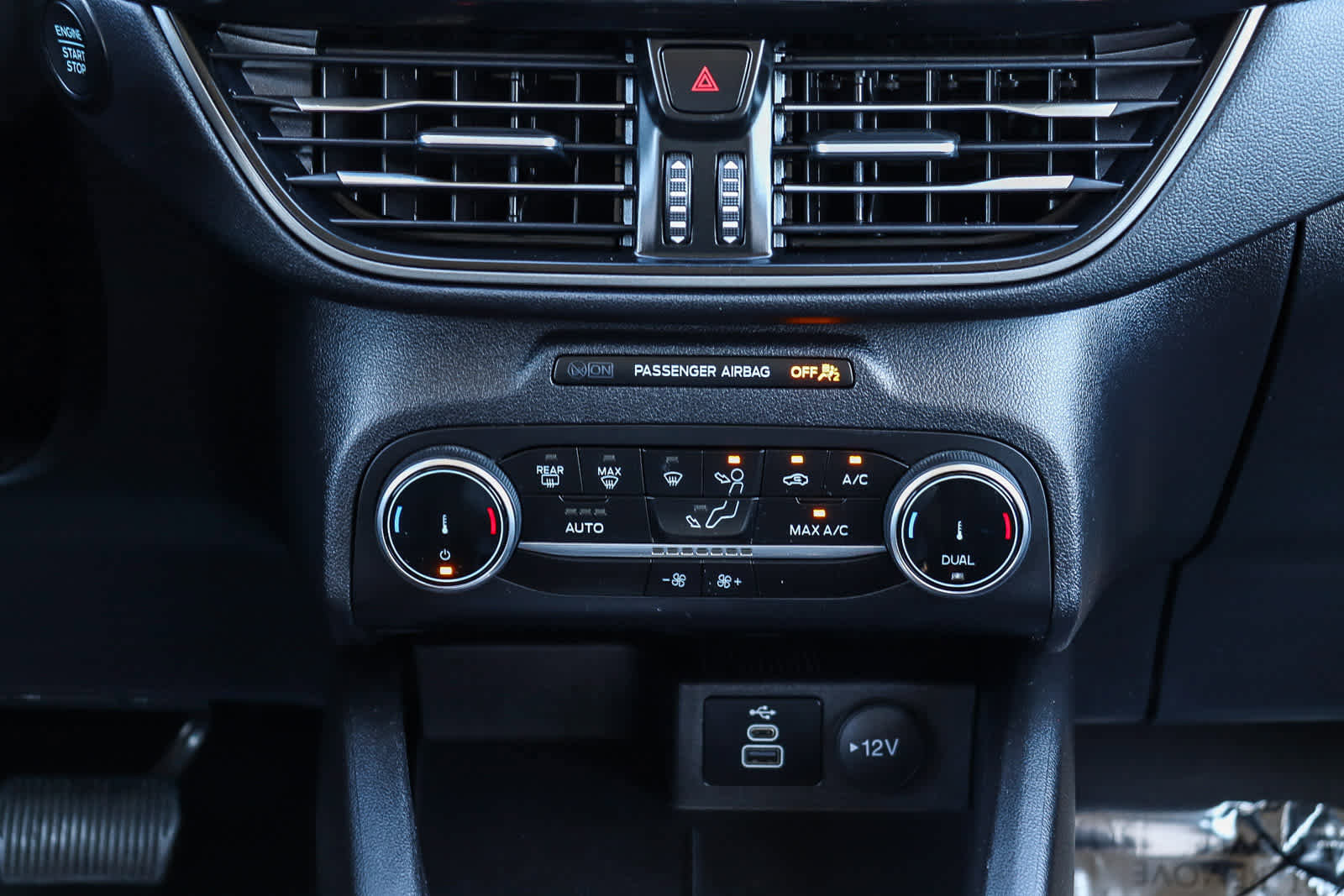 Used 2024 Ford Escape Active image 14