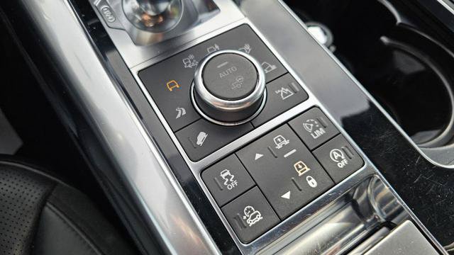 Used 2017 Land Rover Range Rover Sport Autobiography AWD/4WD image 23