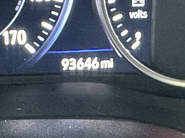 Used 2022 Buick Enclave Premium image 44