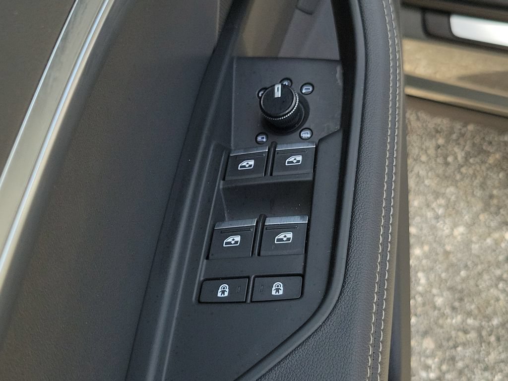 Certified 2024 Audi Q8 e-tron Premium AWD/4WD image 21