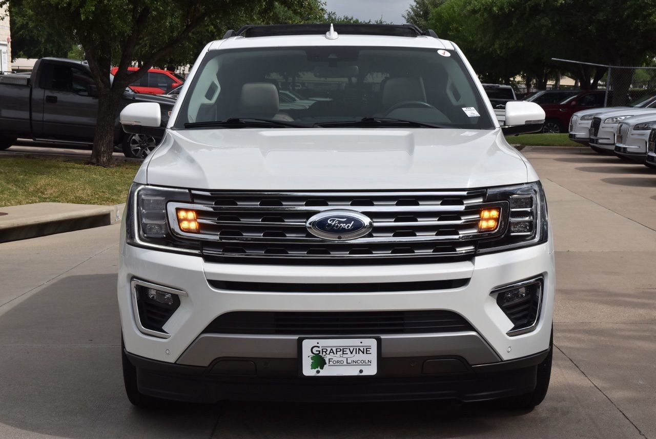 Used 2021 Ford Expedition Limited image 3