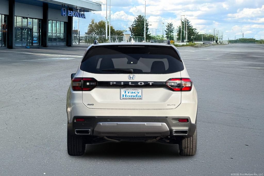 New 2026 Honda Pilot Elite image 8