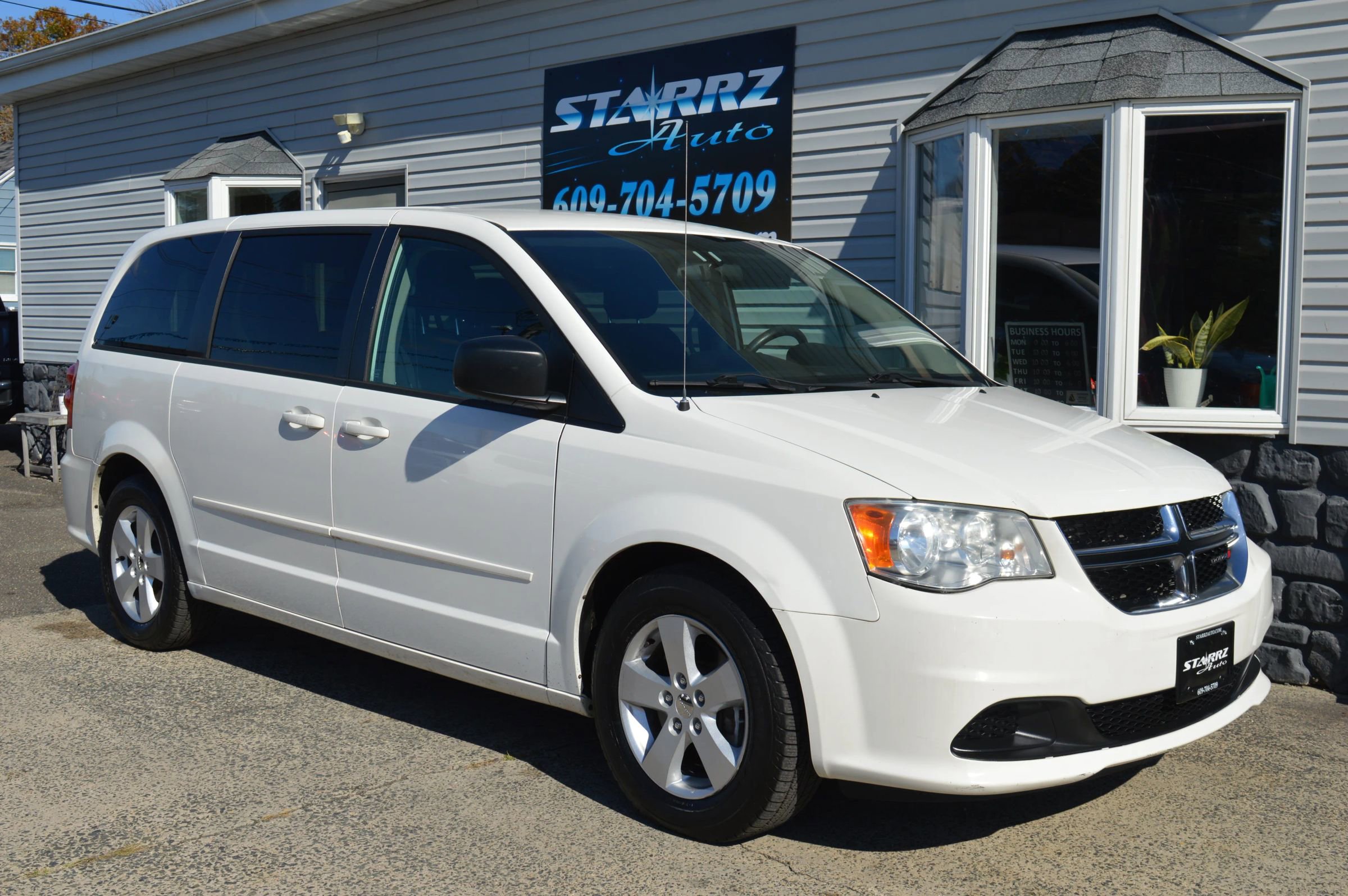 Used 2013 Dodge Grand Caravan SE image 7