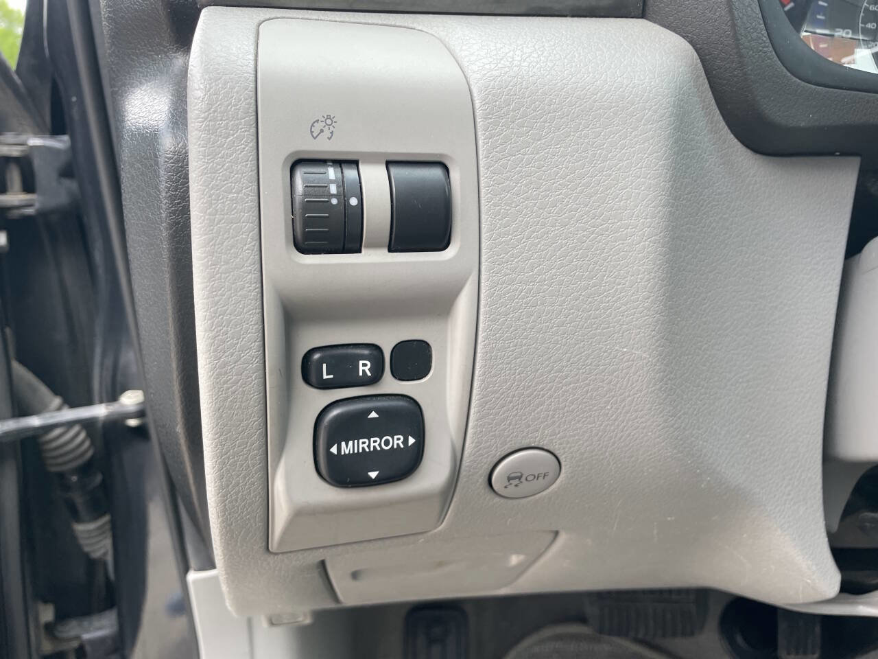 Used 2010 Subaru Forester 2.5X Premium w/ Popular Equipment Group 1A AWD/4WD image 17