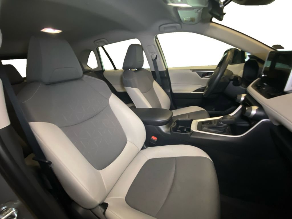 Certified 2025 Toyota RAV4 XLE image 15