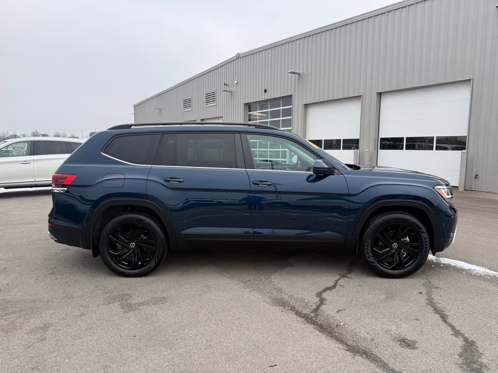 Used 2023 Volkswagen Atlas SE image 36
