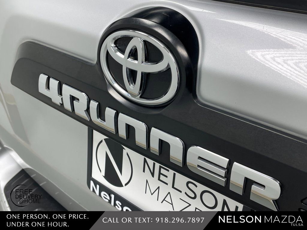 Used 2022 Toyota 4Runner TRD Off-Road image 15