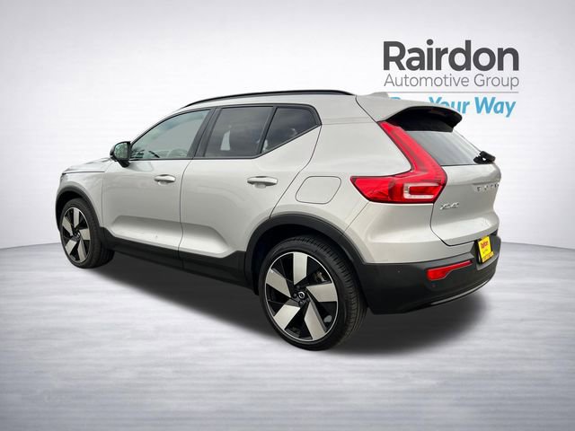Used 2023 Volvo XC40 Recharge Ultimate image 6