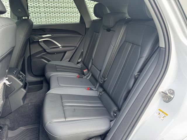 Certified 2025 Audi Q5 Premium w/ Convenience Package AWD/4WD image 11
