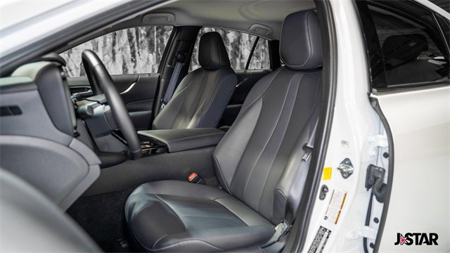 Used 2024 Toyota Mirai XLE w/ Advanced Technology Package image 2